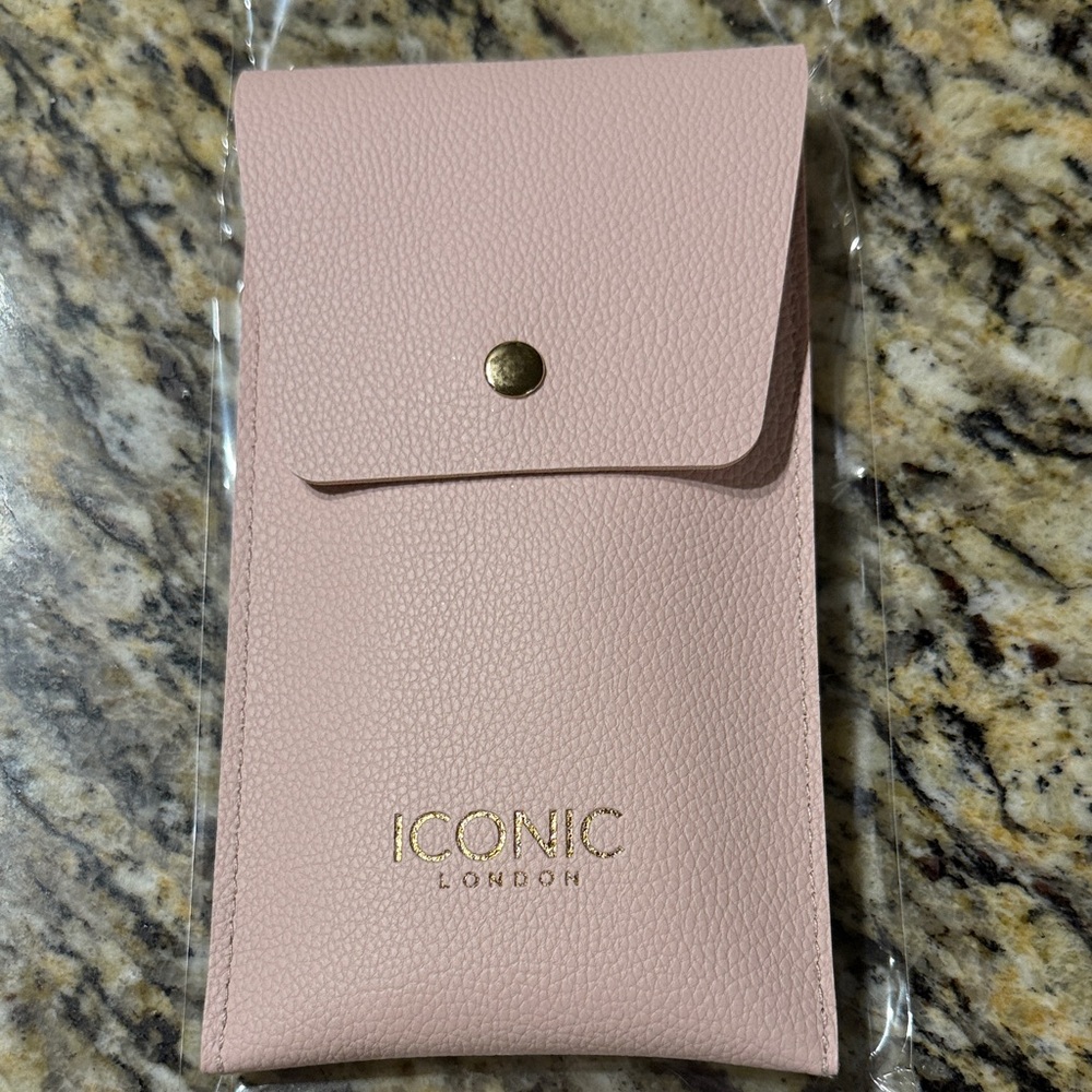 ICONIC London Blush Pink Case with Gold Detail